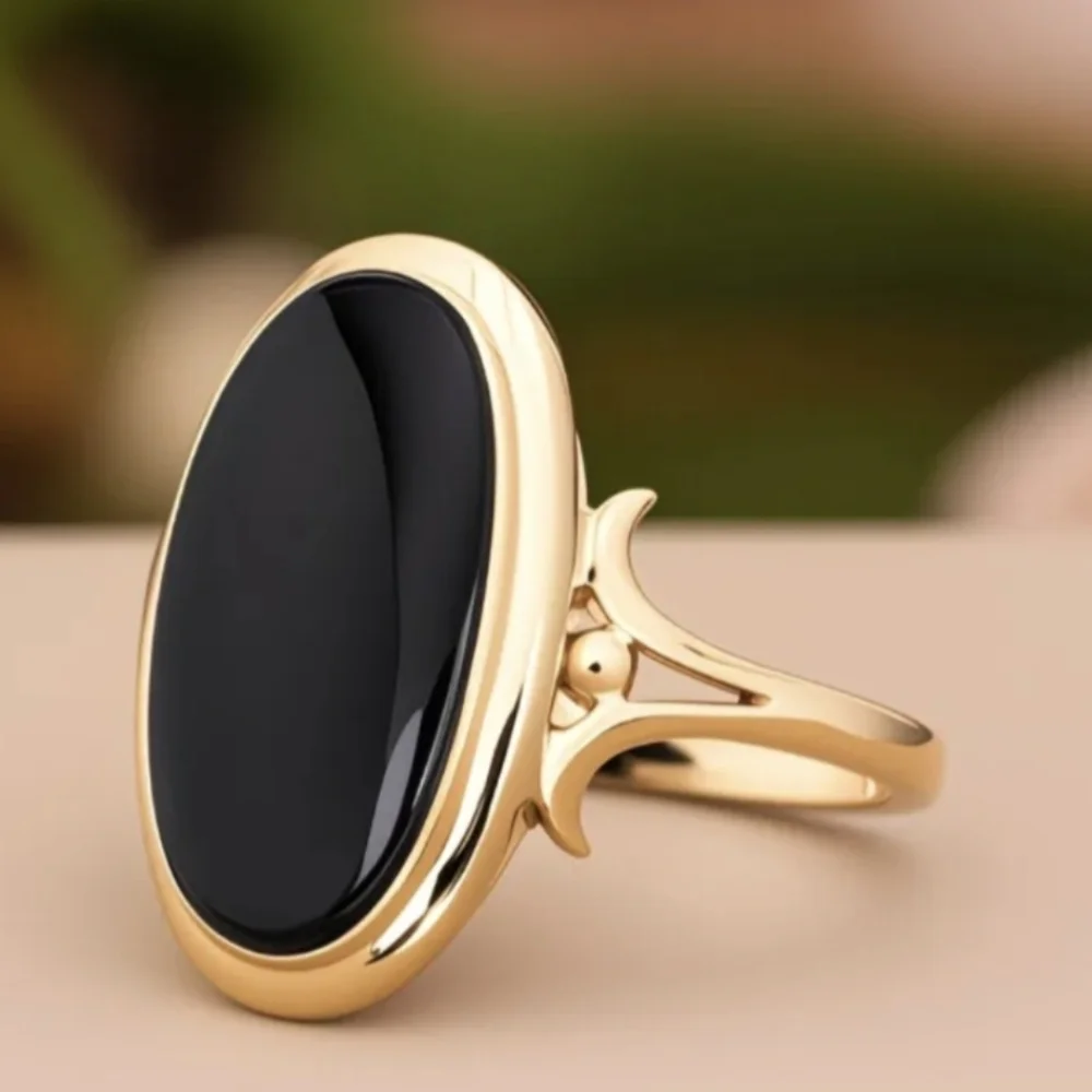 Elegant Oval Black Onyx Yellow Gold Ring Size 6.0 NWT